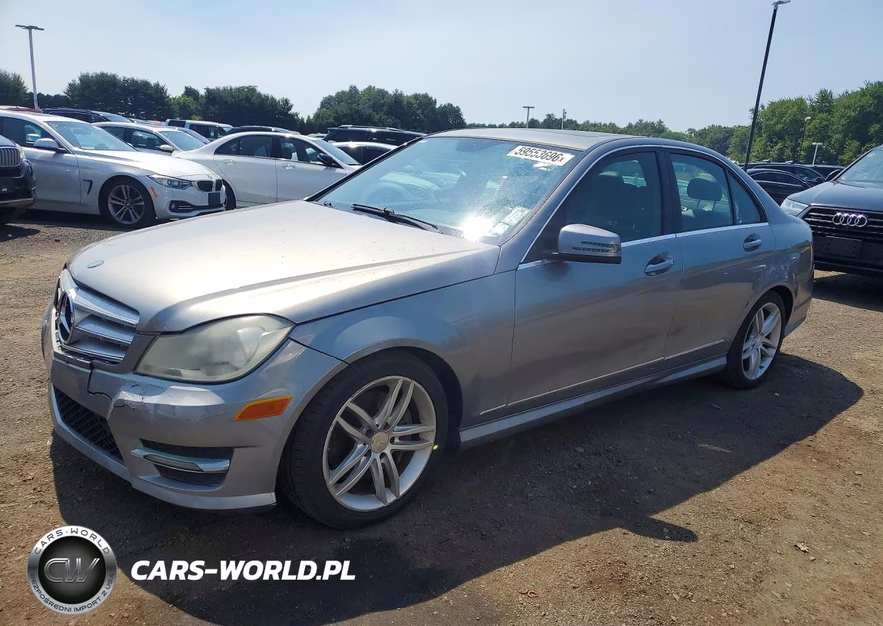 2014 Mercedes-Benz C 300 4Matic – zdjęcie 1 z 12