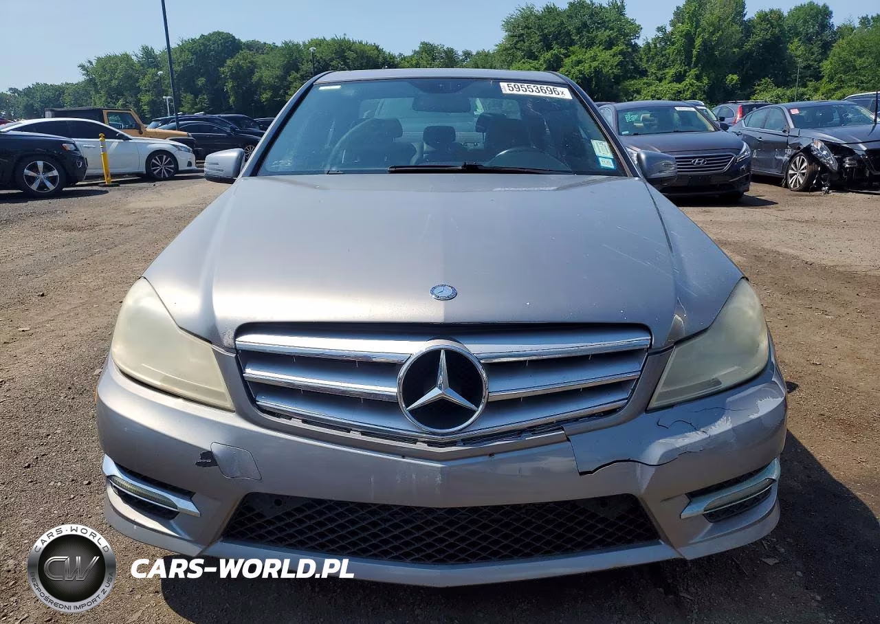 2014 Mercedes-Benz C 300 4Matic VIN:WDDGF8AB2EA949861 - 5