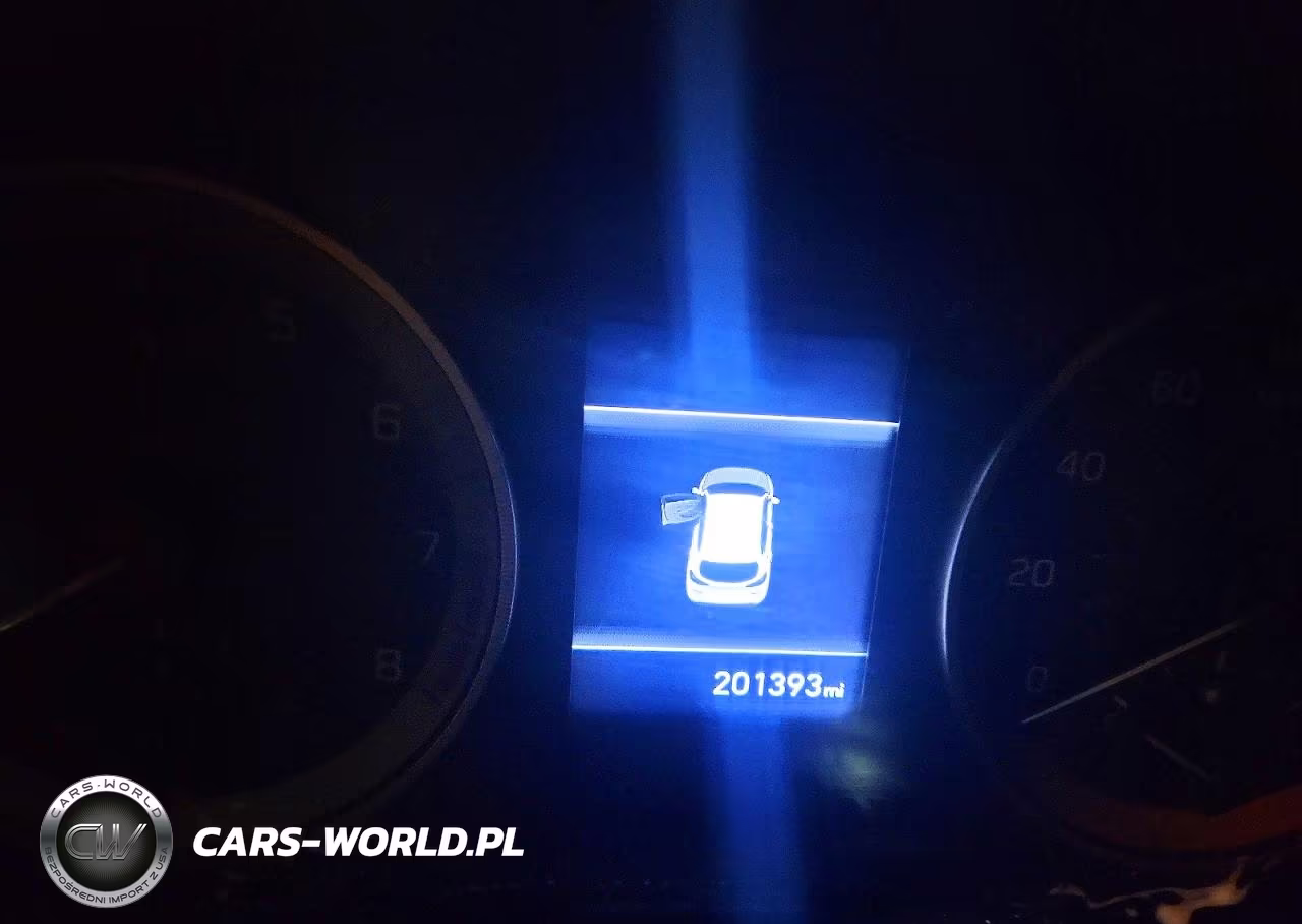 2020 Hyundai Tucson Value VIN:KM8J33A46LU101678 - 9