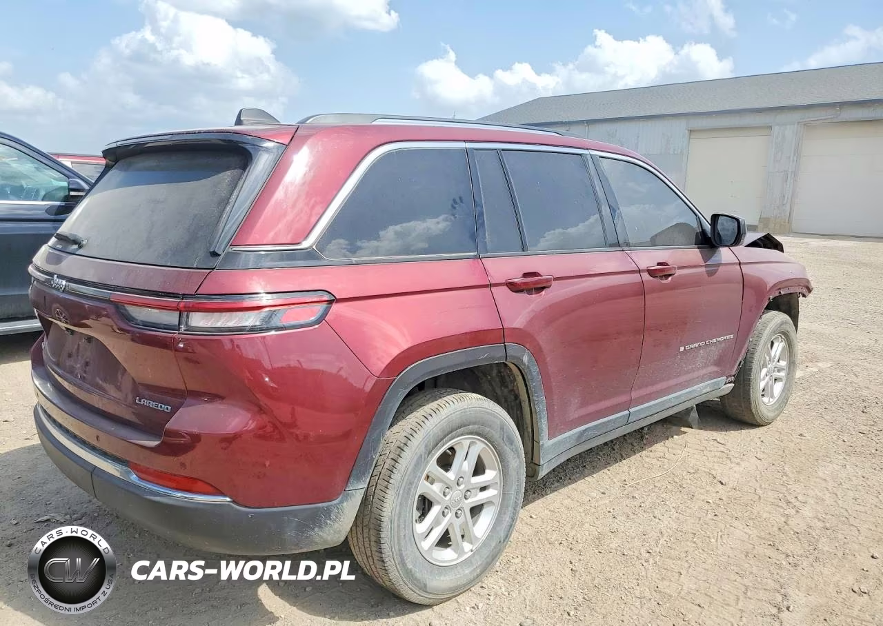 2023 Jeep Grand Cherokee Laredo VIN:1C4RJHAG8PC622448 - 3