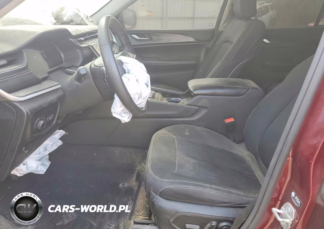 2023 Jeep Grand Cherokee Laredo VIN:1C4RJHAG8PC622448 - 7