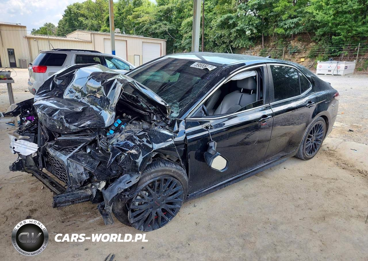 2022 Toyota Camry – zdjęcie 1 z 12