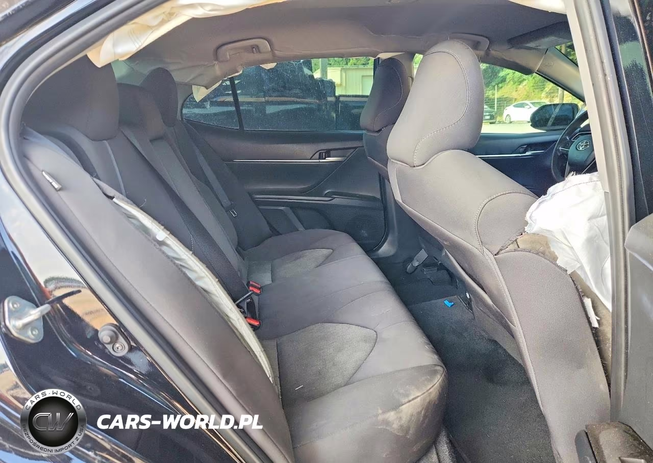 2024 Toyota Camry Le VIN:4T1C11AK6RU858641 - 10