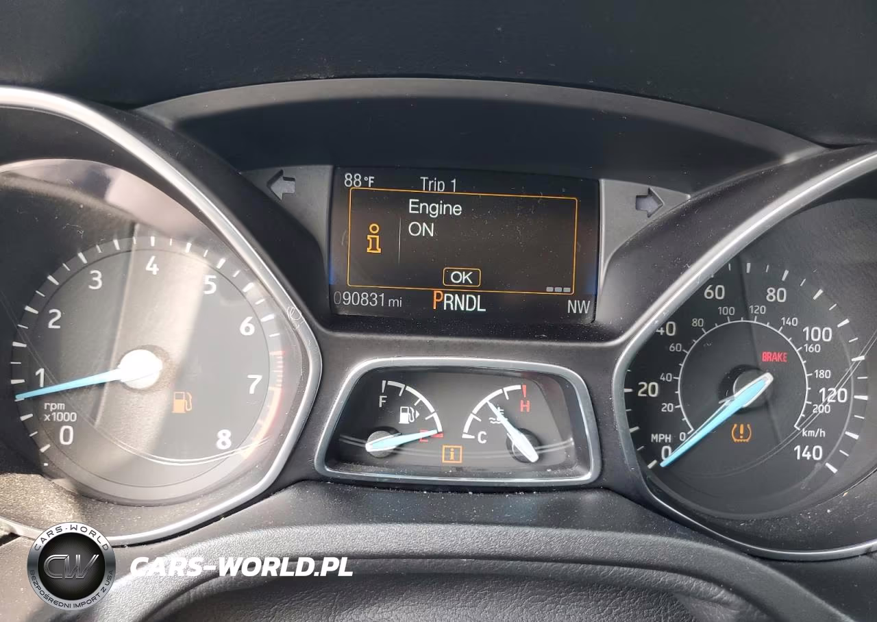 2015 Ford Focus Se VIN:1FADP3F22FL335040 - 9