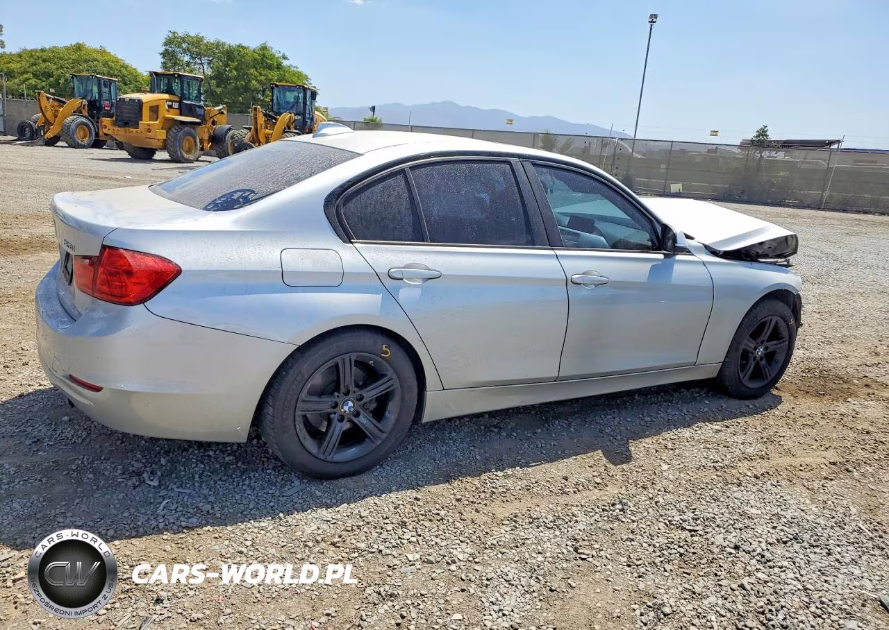 2013 BMW 328 I VIN:WBA3A5C51DF354107 - 3