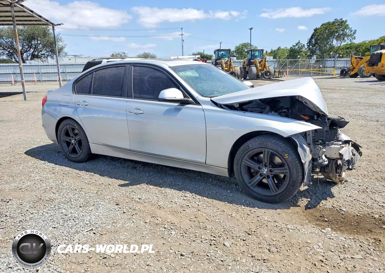 2013 BMW 328 I VIN:WBA3A5C51DF354107 - 4