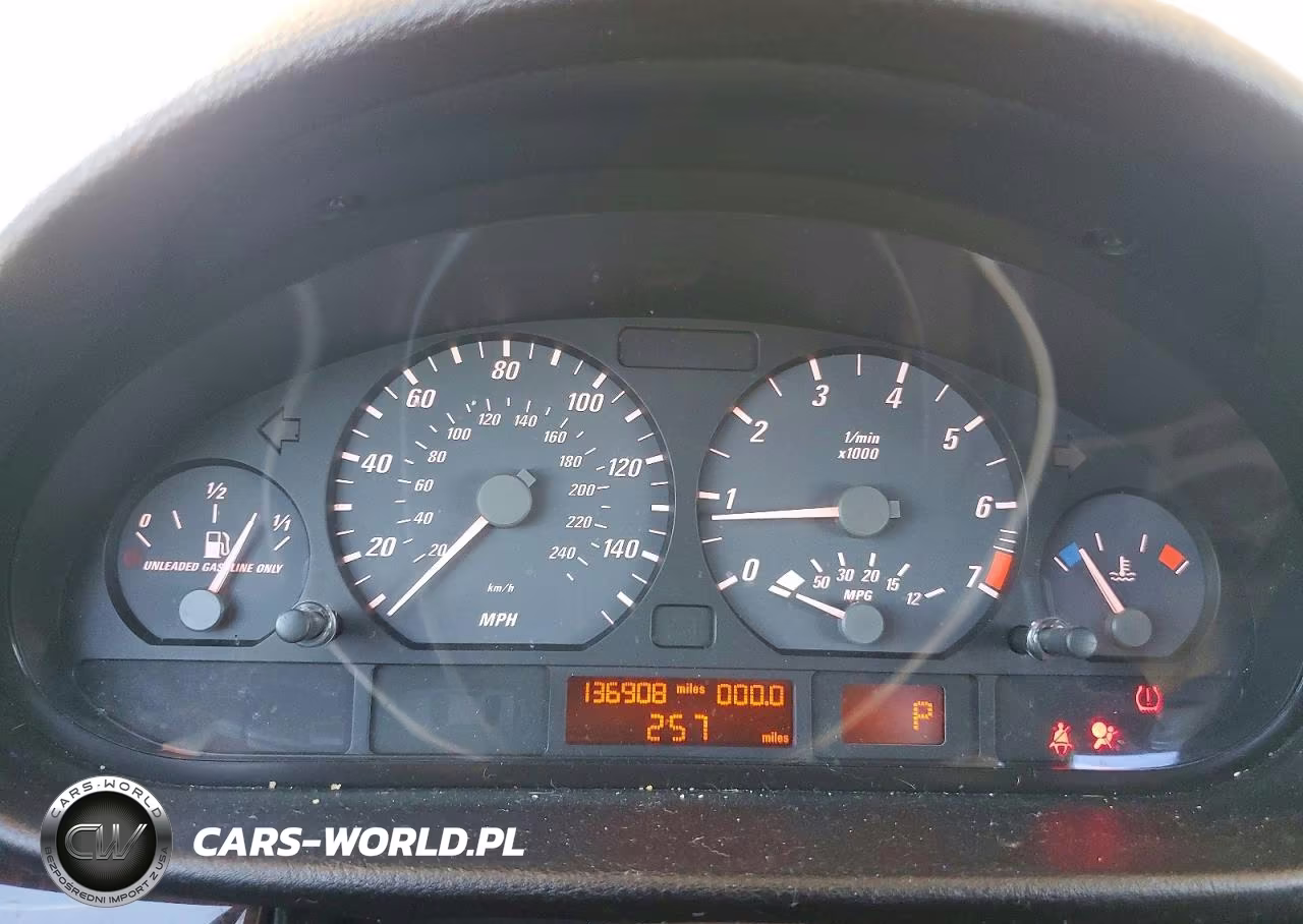 2005 BMW 325 Ci VIN:WBABD33495PL07577 - 9