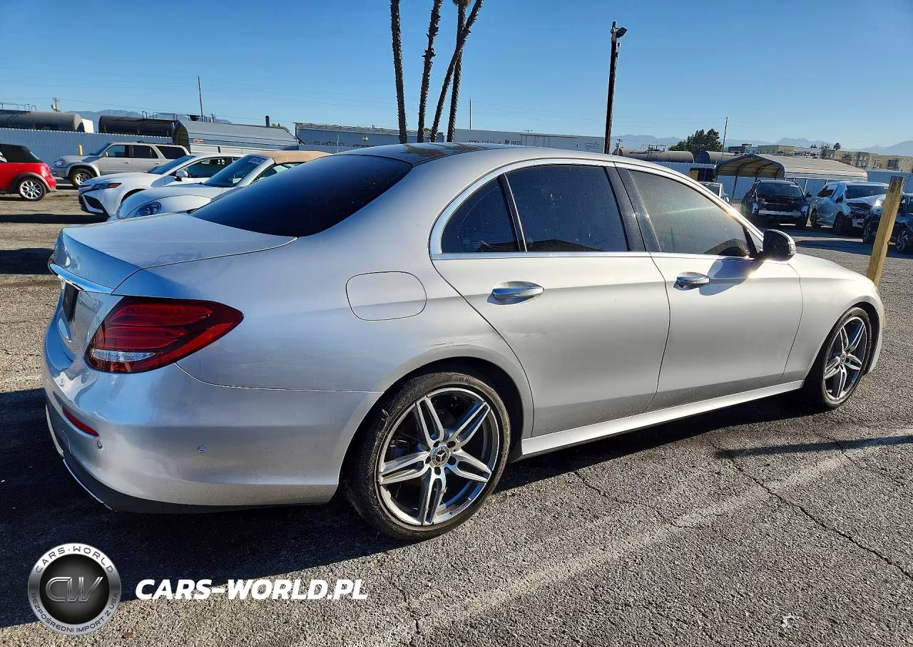 2018 Mercedes-Benz E 300 VIN:WDDZF4JB4JA426918 - 3