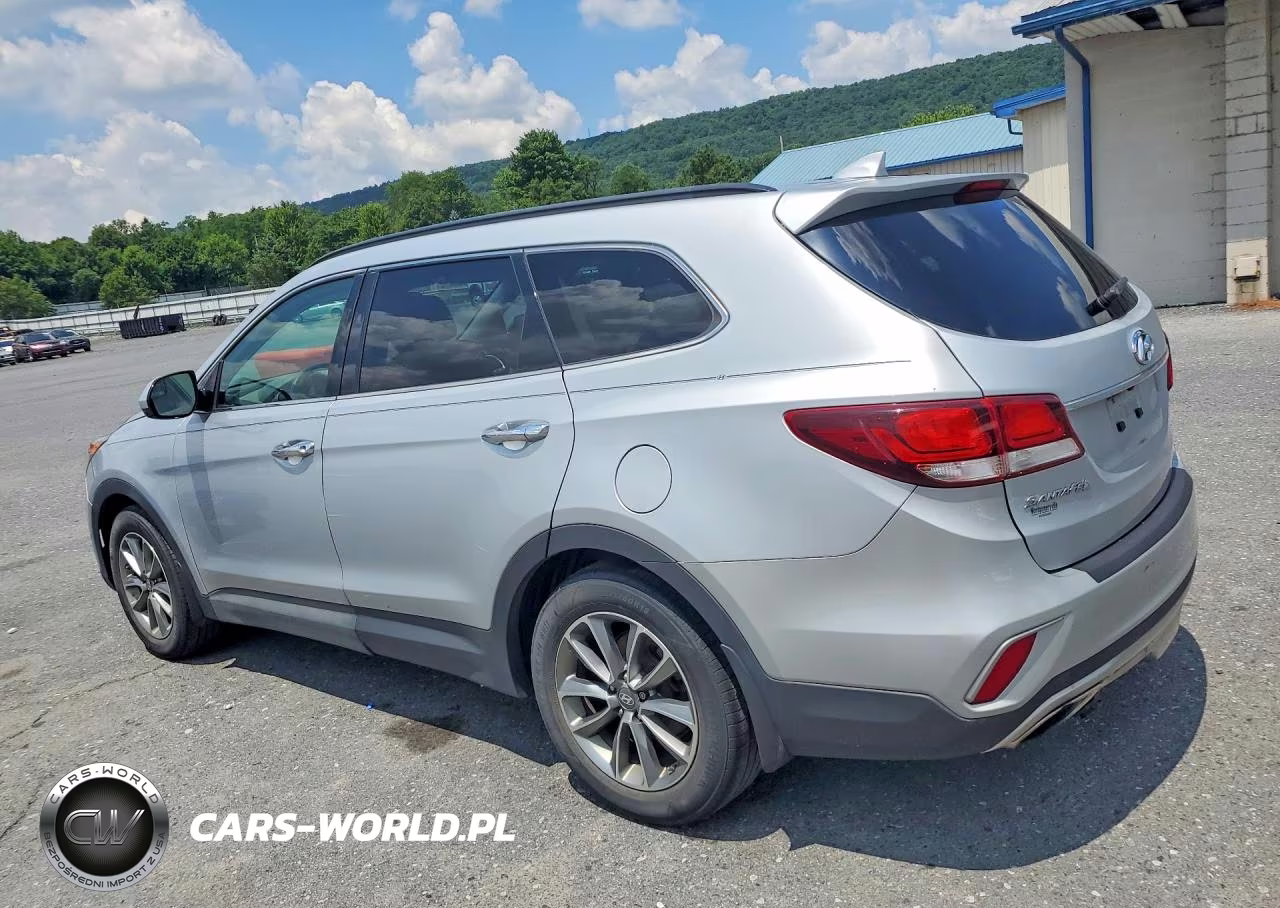 2017 Hyundai Santa Fe Se VIN:KM8SMDHF2HU257111 - 2