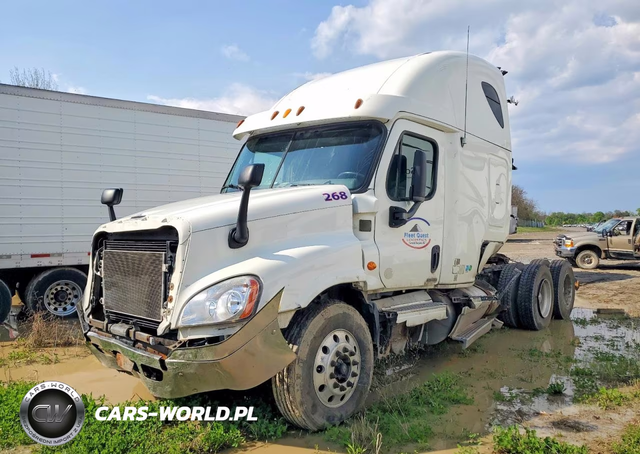 2012 Freightliner Cascadia Semi Truck VIN:1FUJGLBG3CSBM2262 - 3