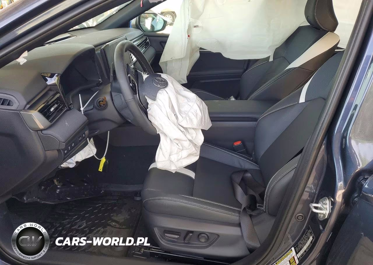 2026 Toyota Camry Se VIN:4T1DAACK4TU659693 - 14