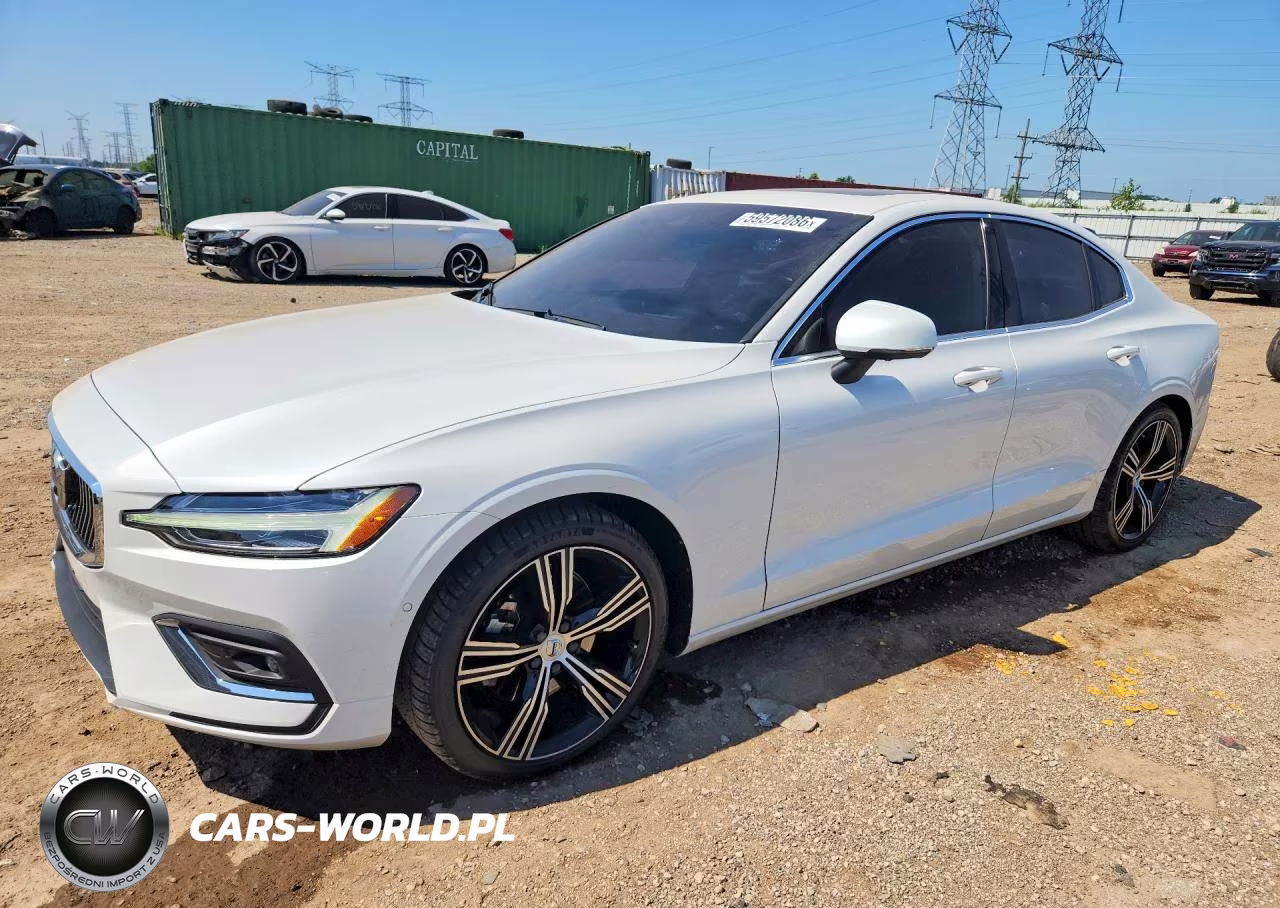 2022 Volvo S60 B5 Inscription