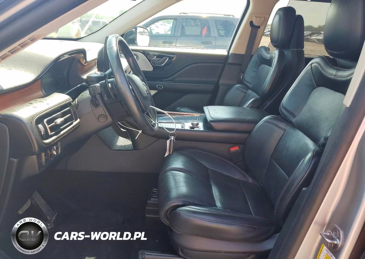 2020 Lincoln Aviator Reserve VIN:5LM5J7XC9LGL21129 - 7