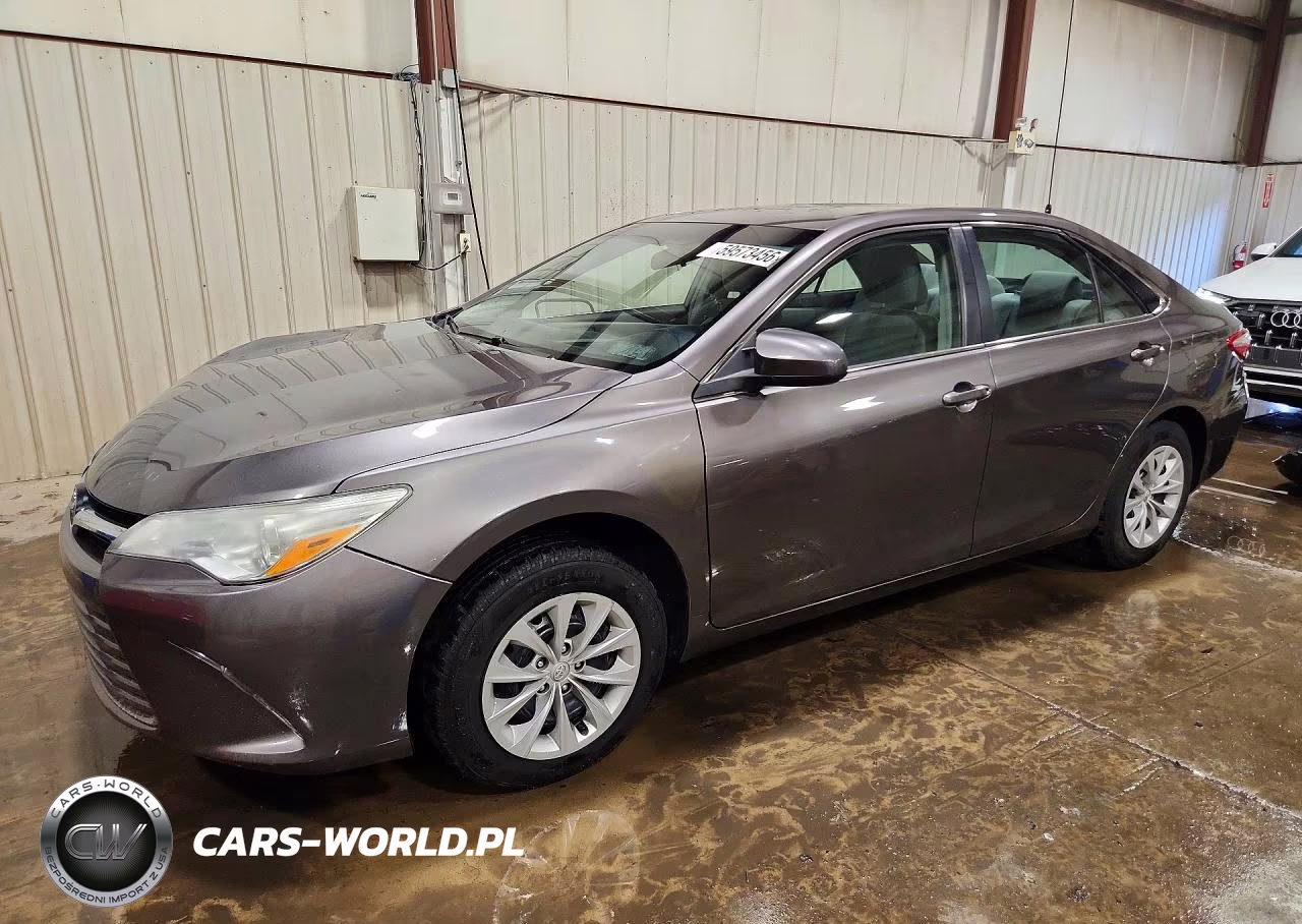 2015 Toyota Camry Le