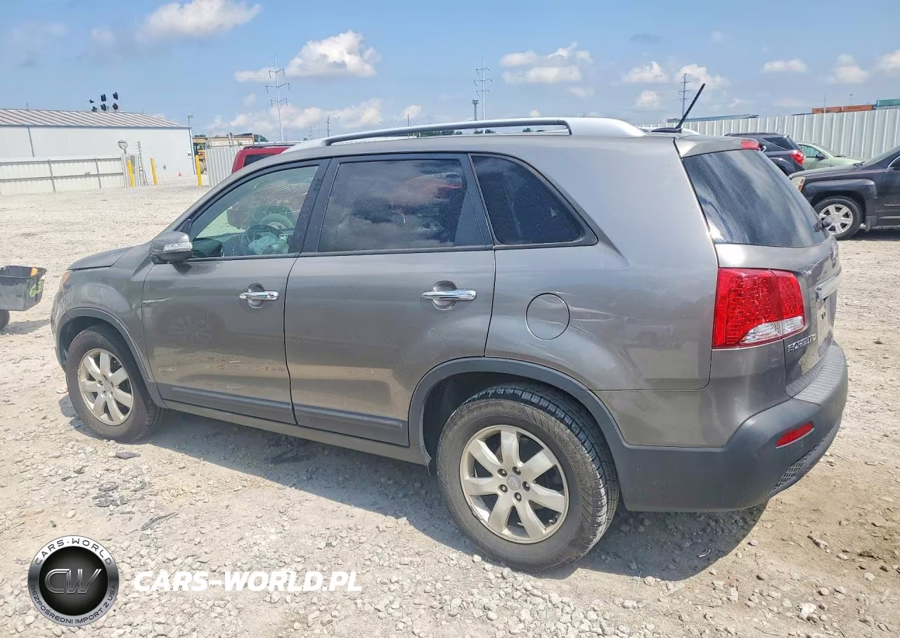 2013 Kia Sorento Lx VIN:5XYKT3A69DG381206 - 2