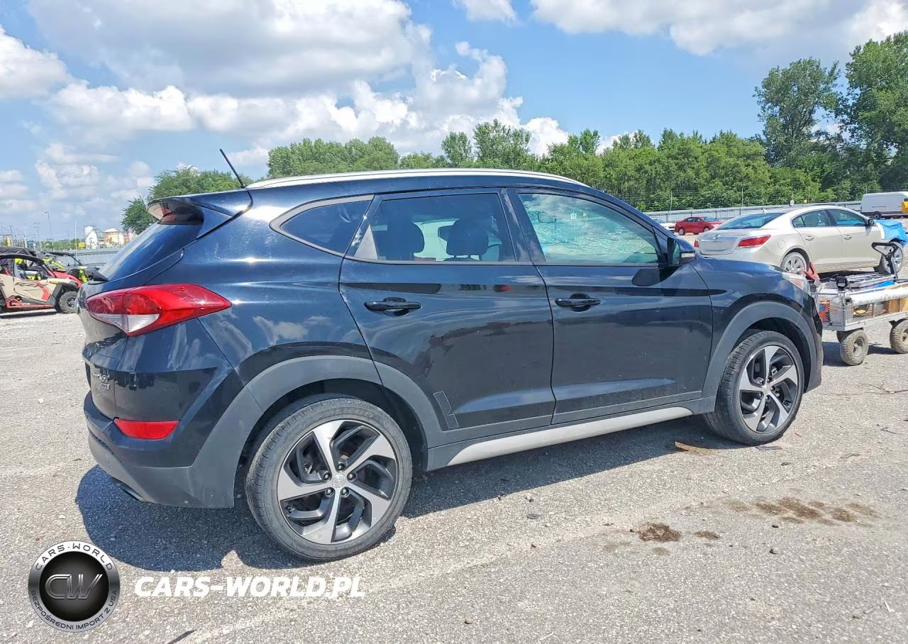 2017 Hyundai Tucson Sport VIN:KM8J3CA22HU398468 - 3