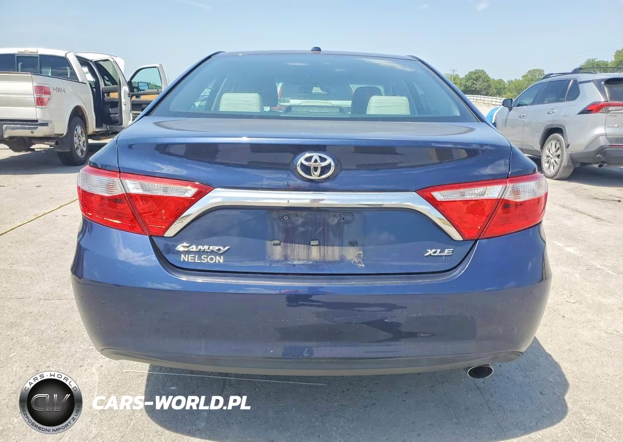 2015 Toyota Camry Xle VIN:4T4BF1FK8FR477283 - 6