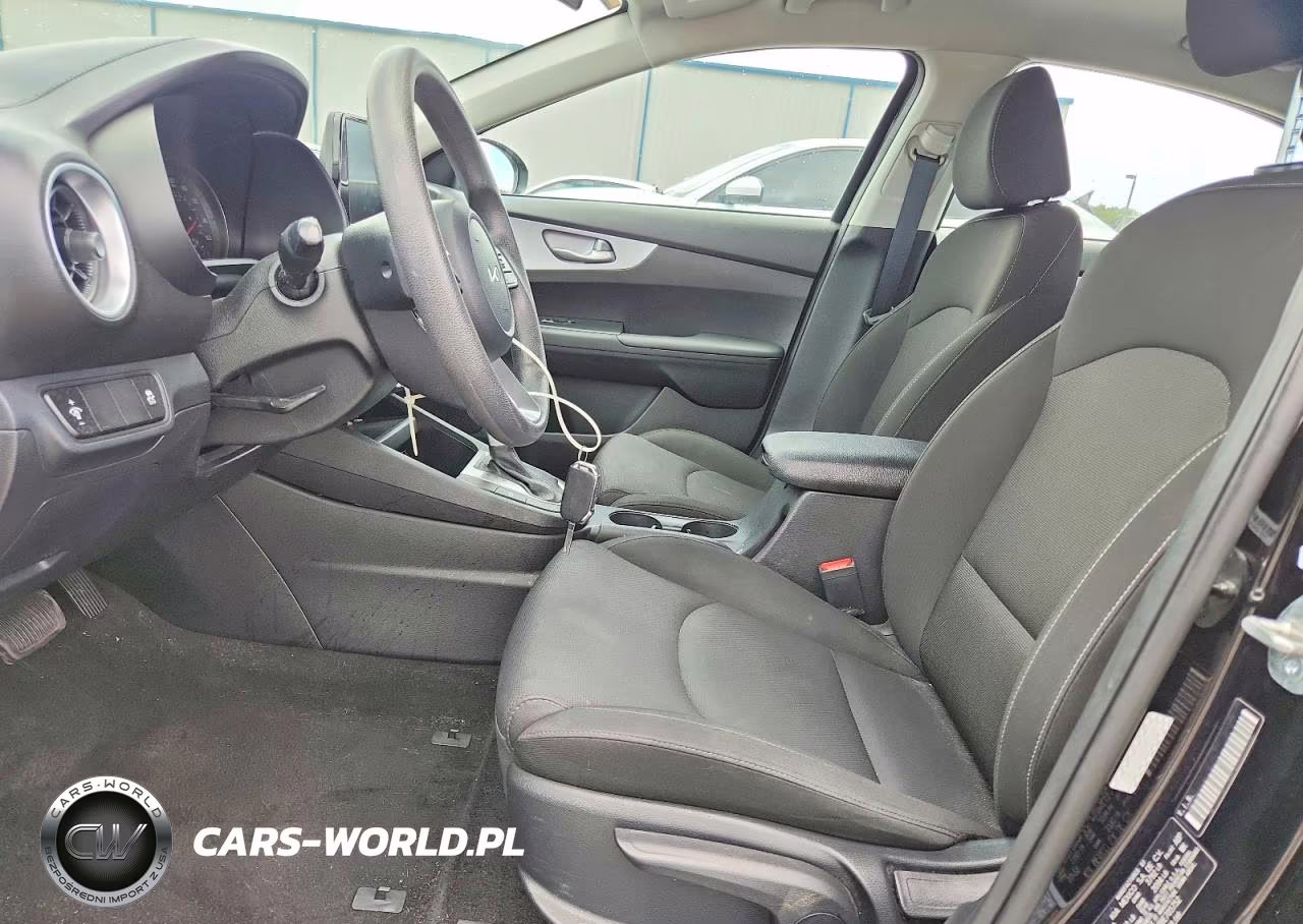 2024 Kia Forte Lxs VIN:3KPF24AD7RE705752 - 7