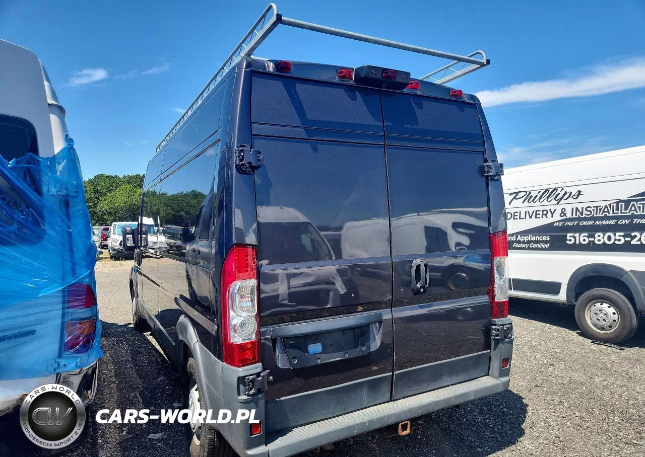 2018 Ram Promaster 2500 2500 High VIN:3C6TRVDG2JE119773 - 2