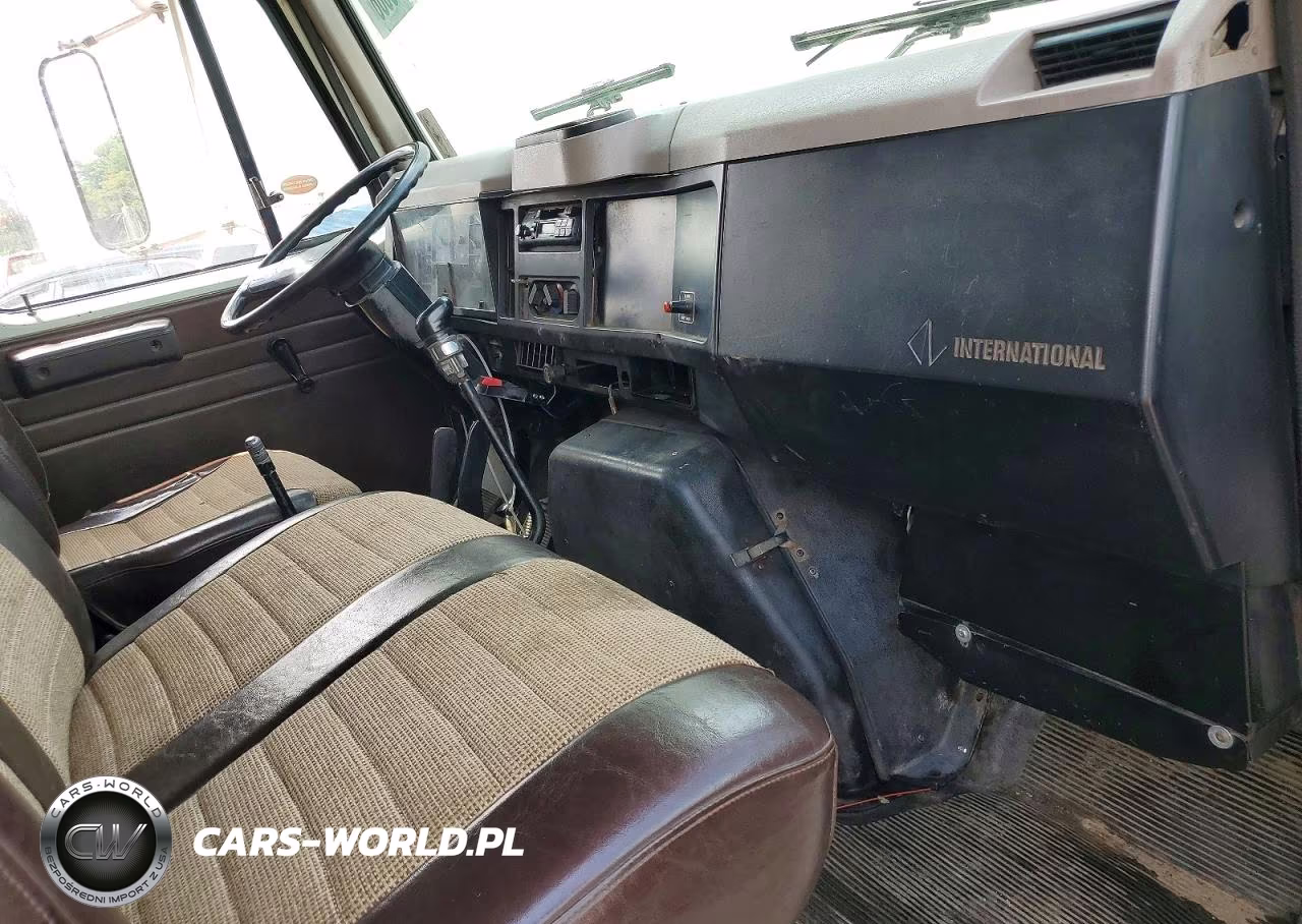 1998 International 4000 4700 VIN:1HTSCAAM5WH526578 - 5