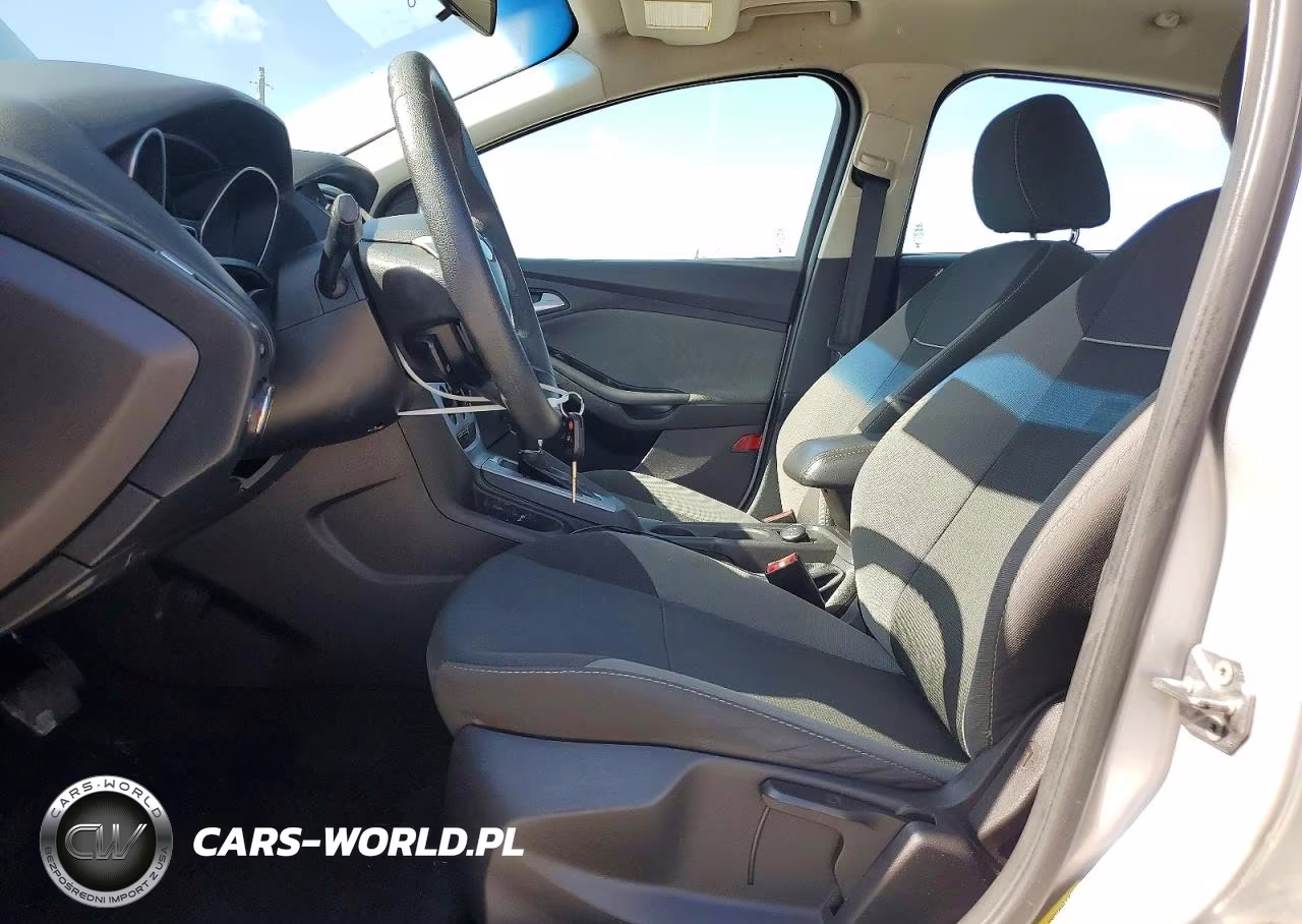 2014 Ford Focus Se VIN:1FADP3F24EL455064 - 7