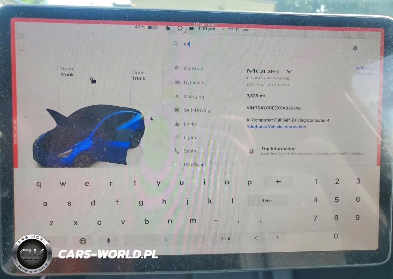 2025 Tesla Model Y VIN:7SAYGDEEXSA339749 - 9