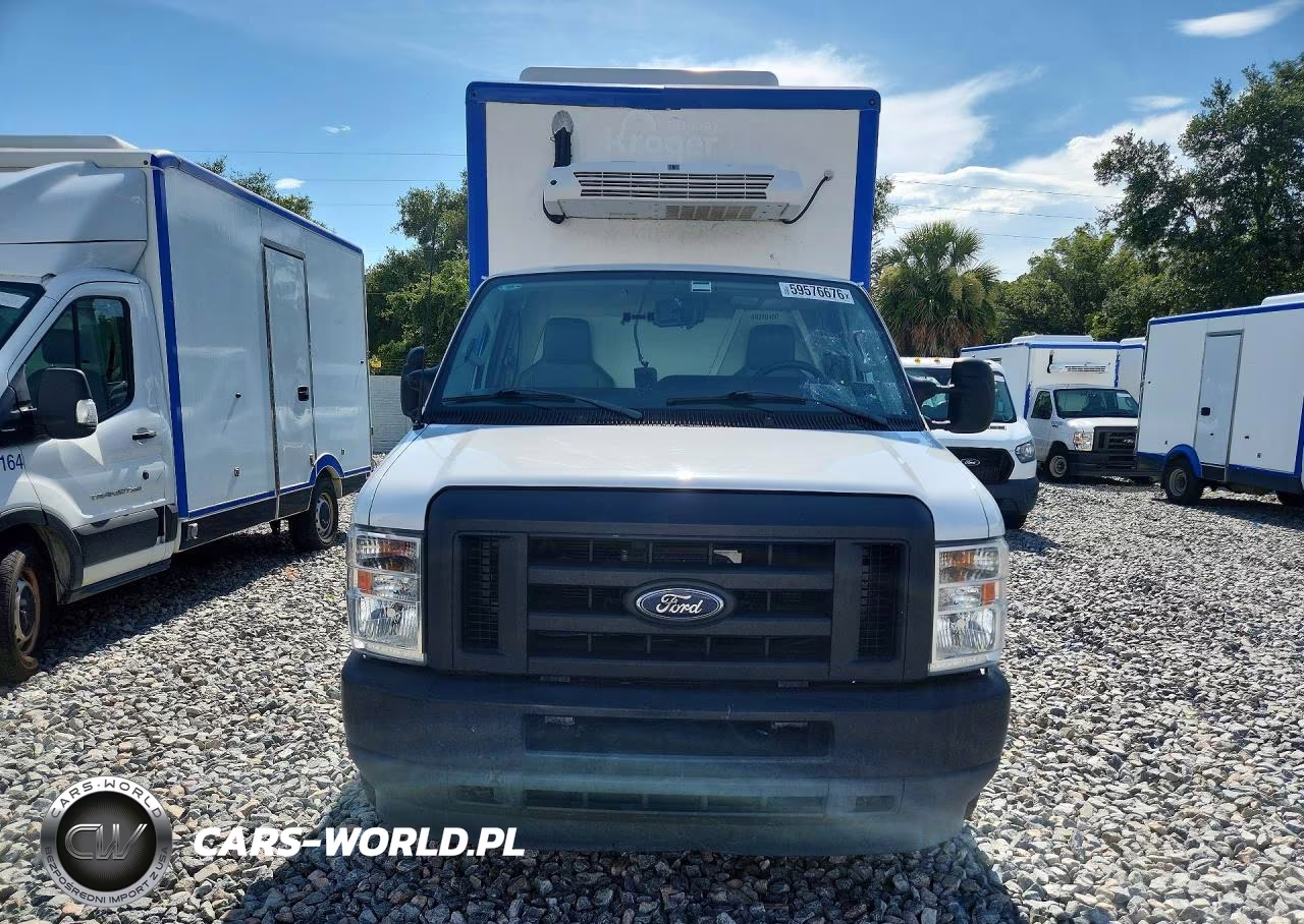 2023 Ford Econoline E350 Super Duty Cutaway Van VIN:1FDWE3FK6PDD18824 - 5