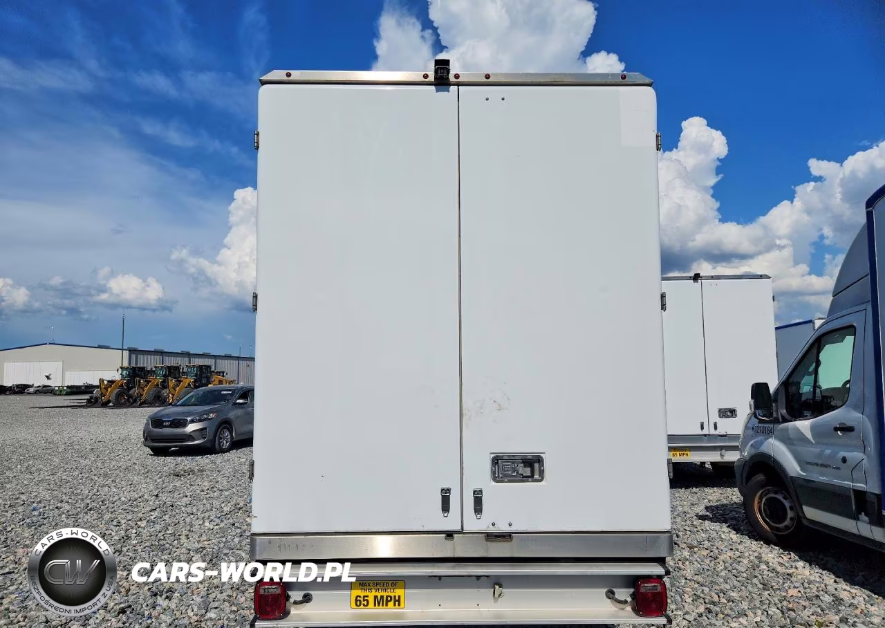 2023 Ford Econoline E350 Super Duty Cutaway Van VIN:1FDWE3FK6PDD18824 - 6