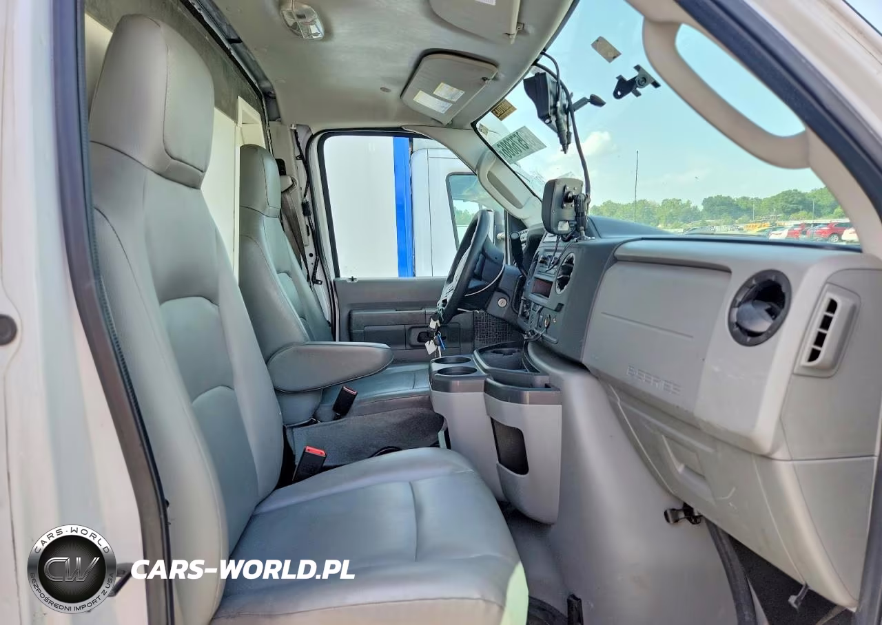 2023 Ford Econoline E350 Super Duty Cutaway Van VIN:1FDWE3FK3PDD14780 - 11