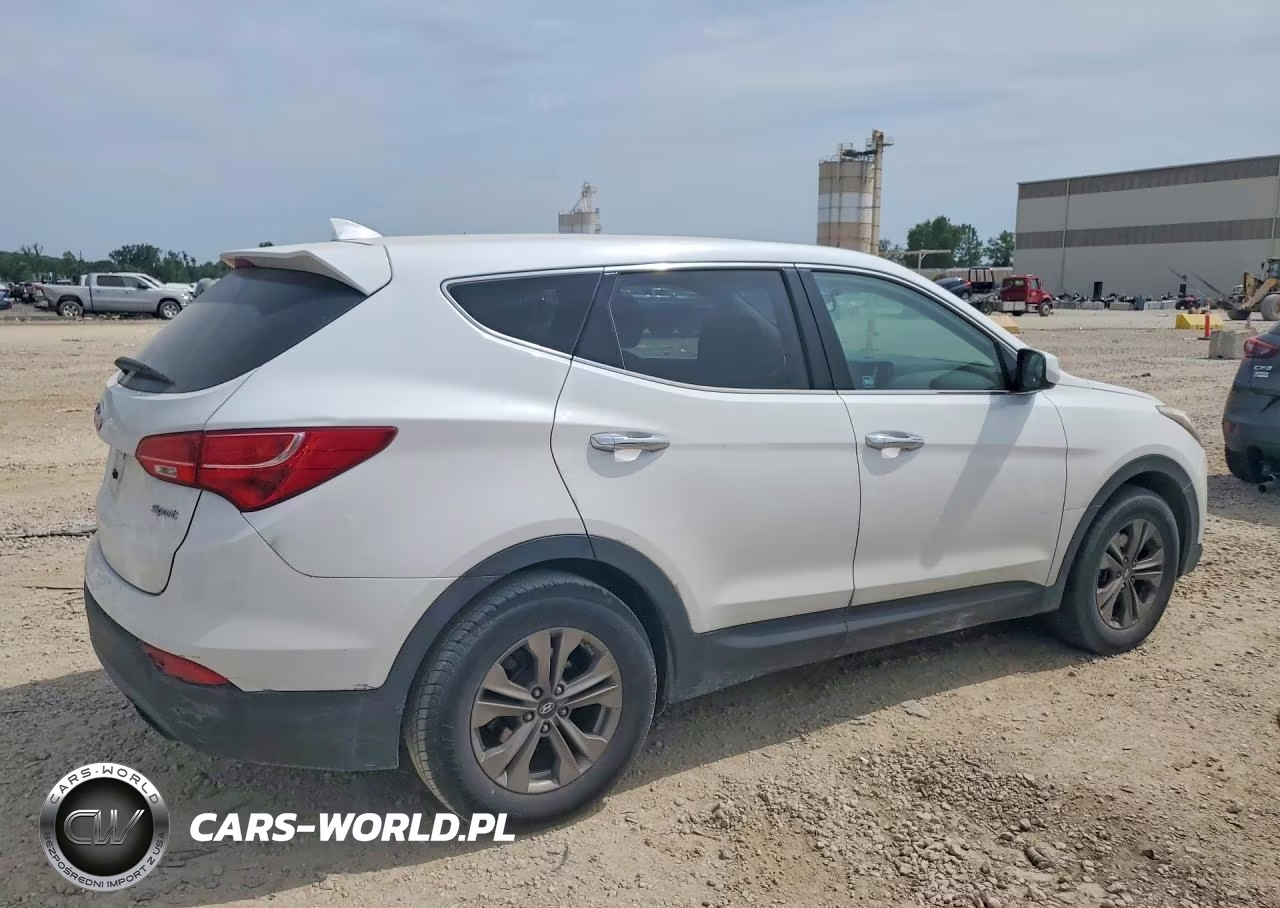 2016 Hyundai Santa Fe VIN:5XYZT3LBXGG317169 - 3