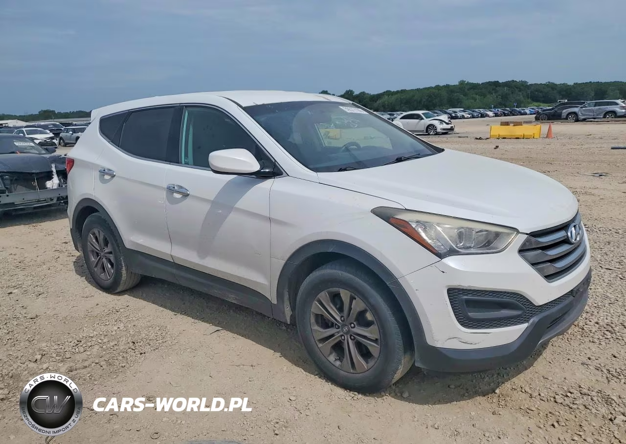 2016 Hyundai Santa Fe VIN:5XYZT3LBXGG317169 - 4