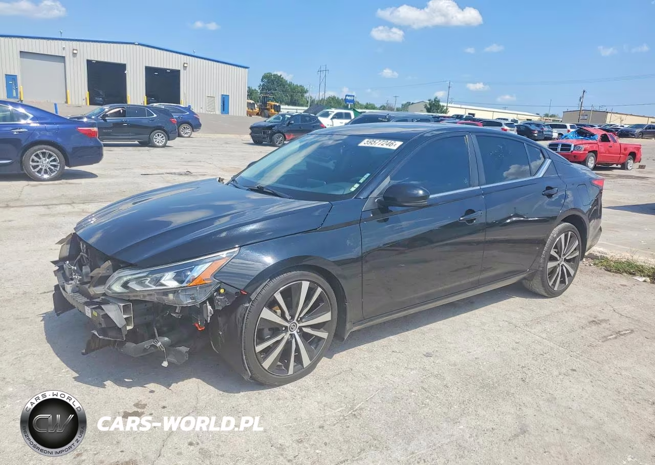 2021 Nissan Altima Sr