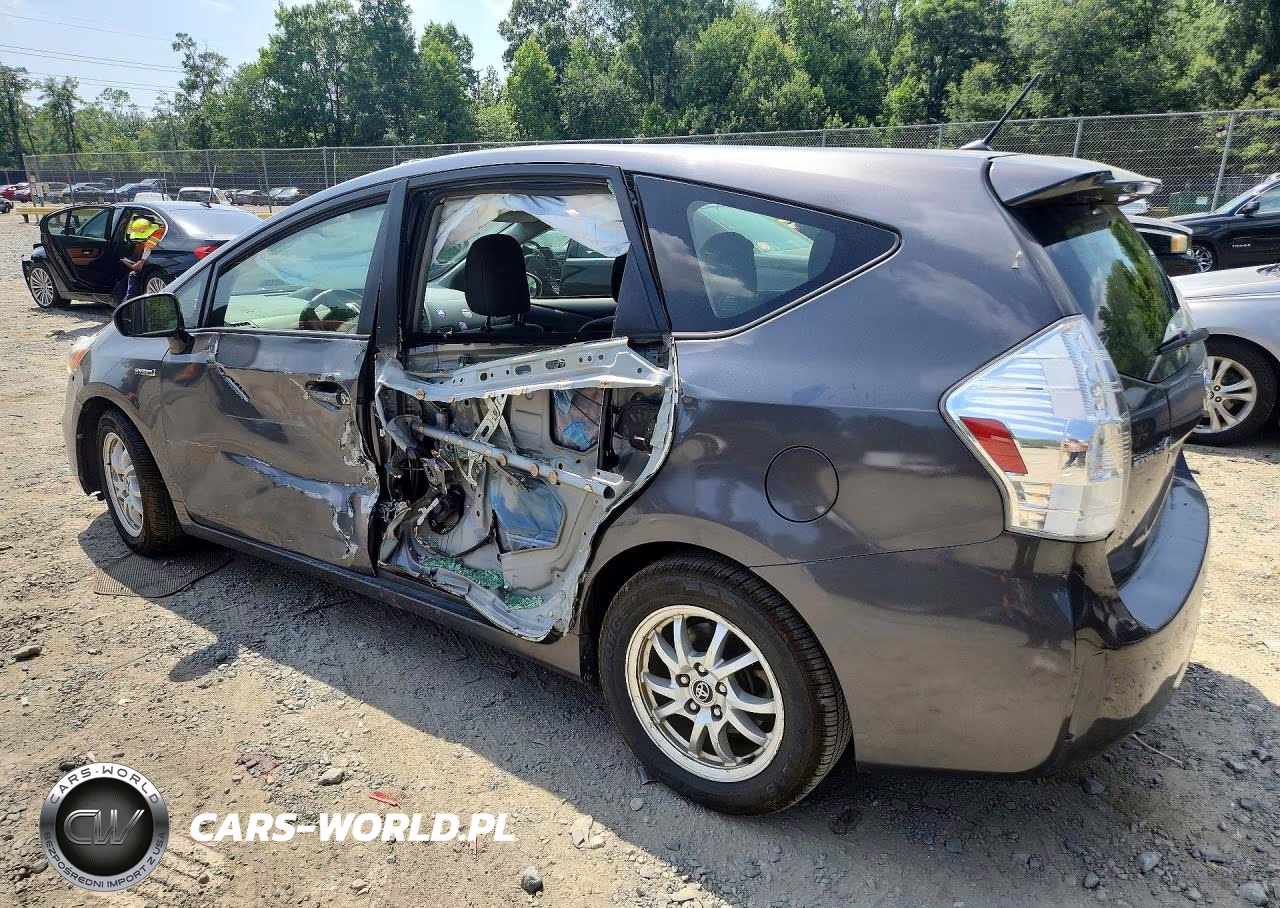 2014 Toyota Prius V Two VIN:JTDZN3EU2EJ005952 - 2