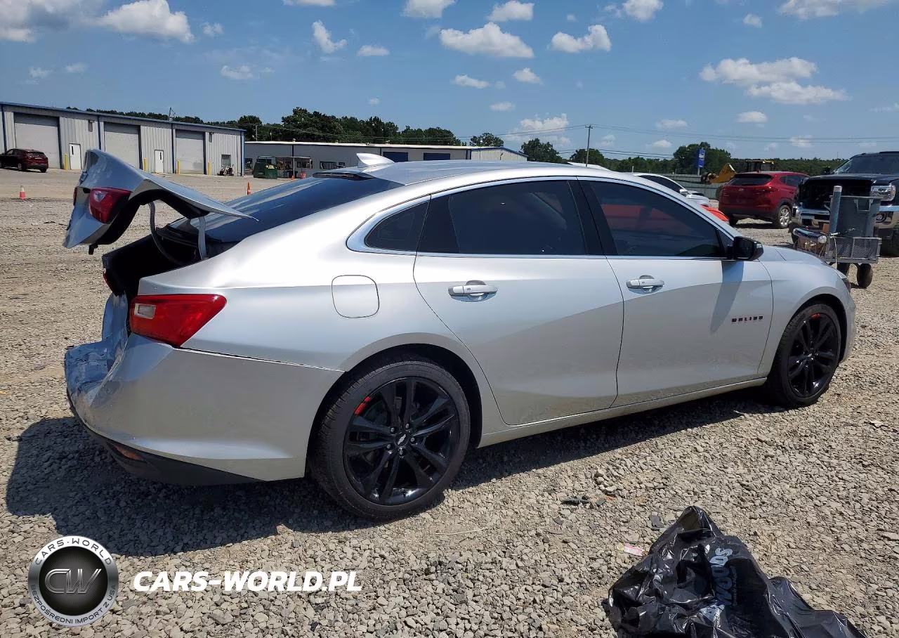 2018 Chevrolet Malibu Lt VIN:1G1ZD5ST2JF251710 - 3