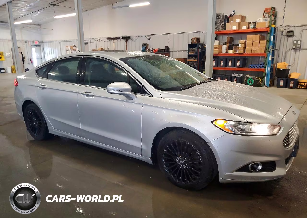 2013 Ford Fusion Titanium VIN:3FA6P0K9XDR121633 - 4