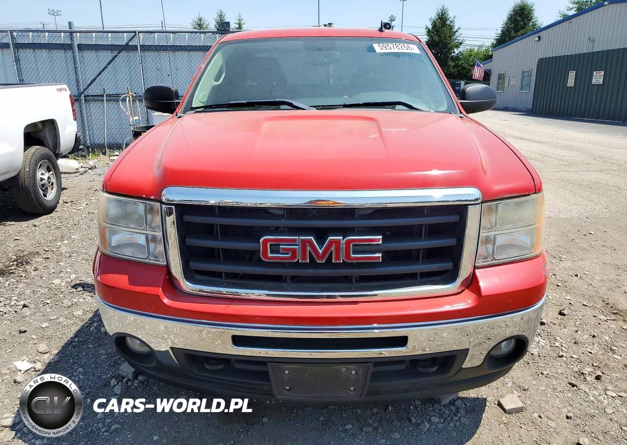 2011 GMC Sierra VIN:1GTR2VE03BZ279076 - 5