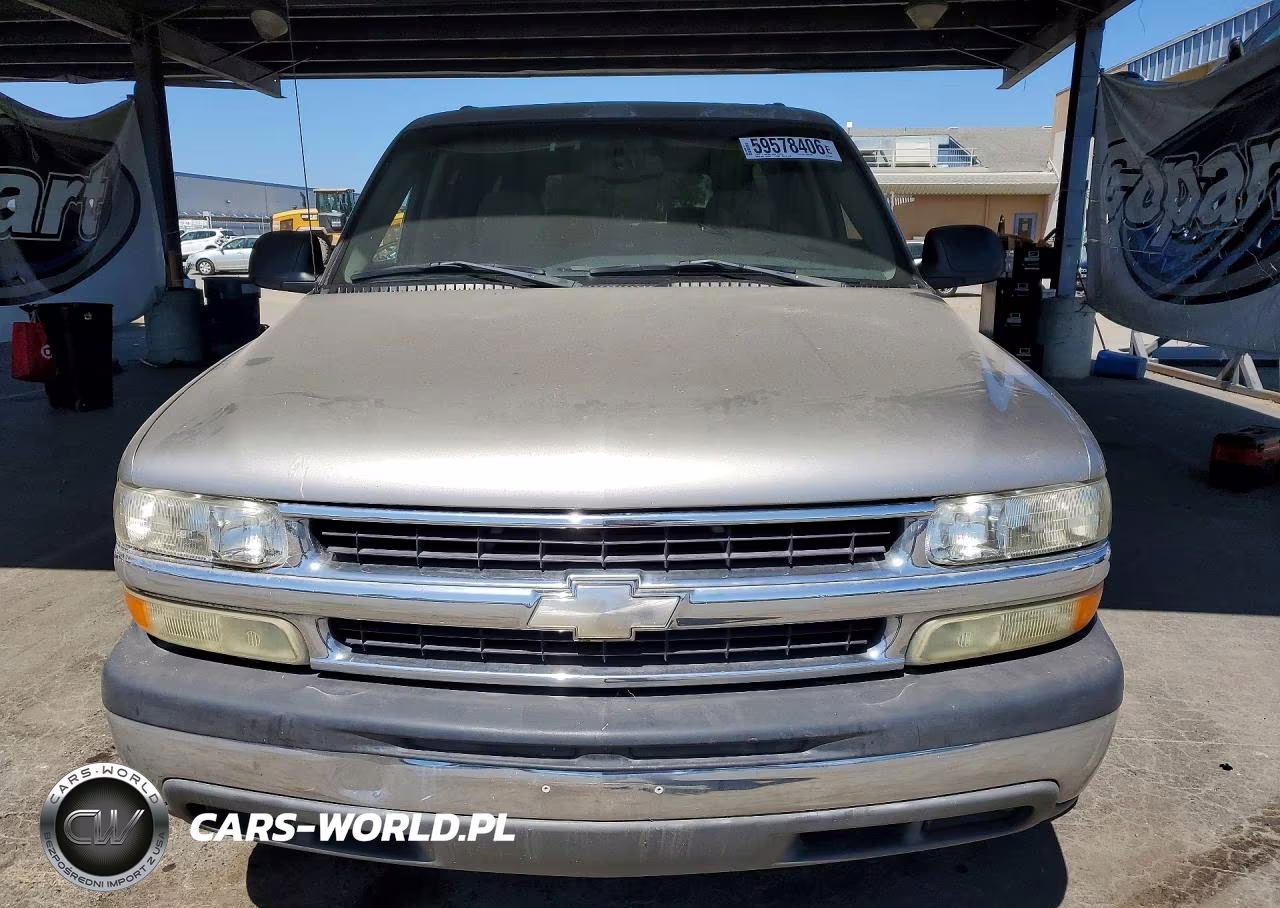 2003 Chevrolet Suburban C1500 VIN:3GNEC16T73G215256 - 5