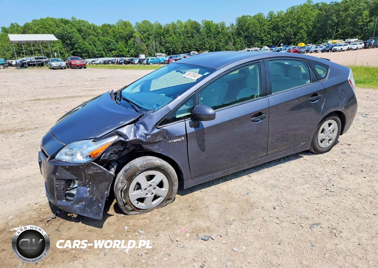 2011 Toyota Prius Two