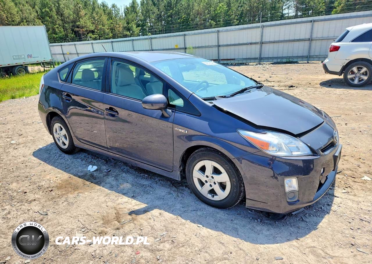 2011 Toyota Prius Two VIN:JTDKN3DU9B5353920 - 4