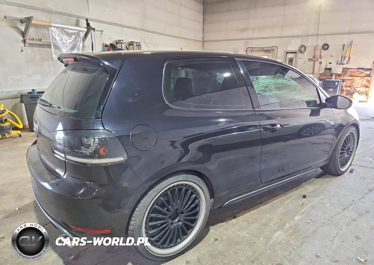 2011 Volkswagen Gti VIN:WVWEV7AJXBW013300 - 3