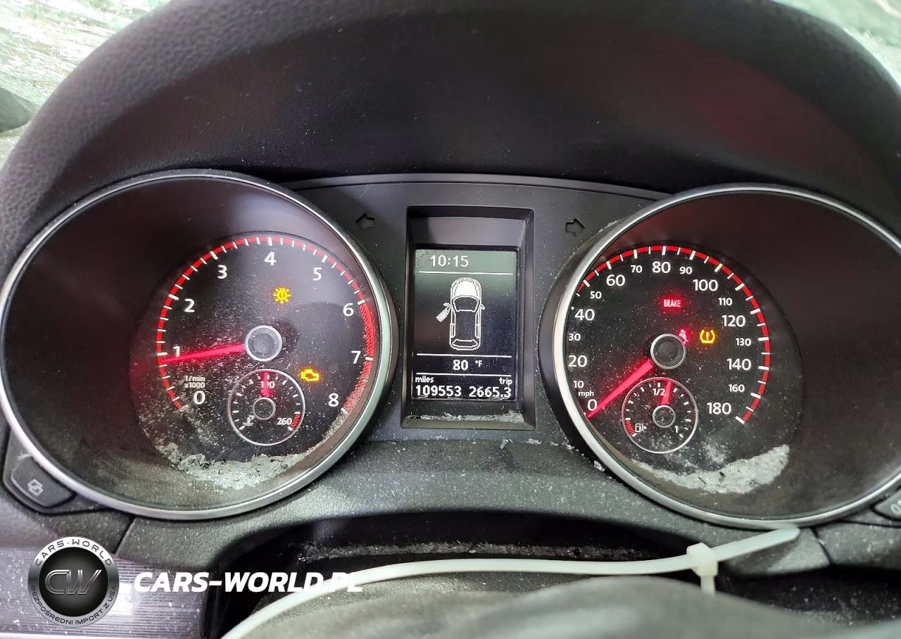 2011 Volkswagen Gti VIN:WVWEV7AJXBW013300 - 9