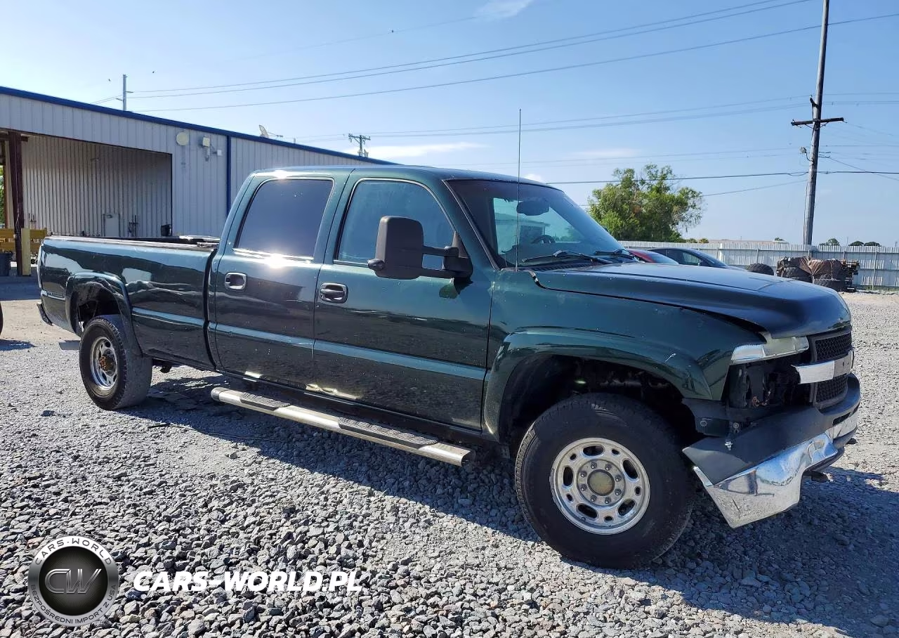 2002 Chevrolet Silverado K2500 Heavy Duty VIN:1GCHK23132F179468 - 4