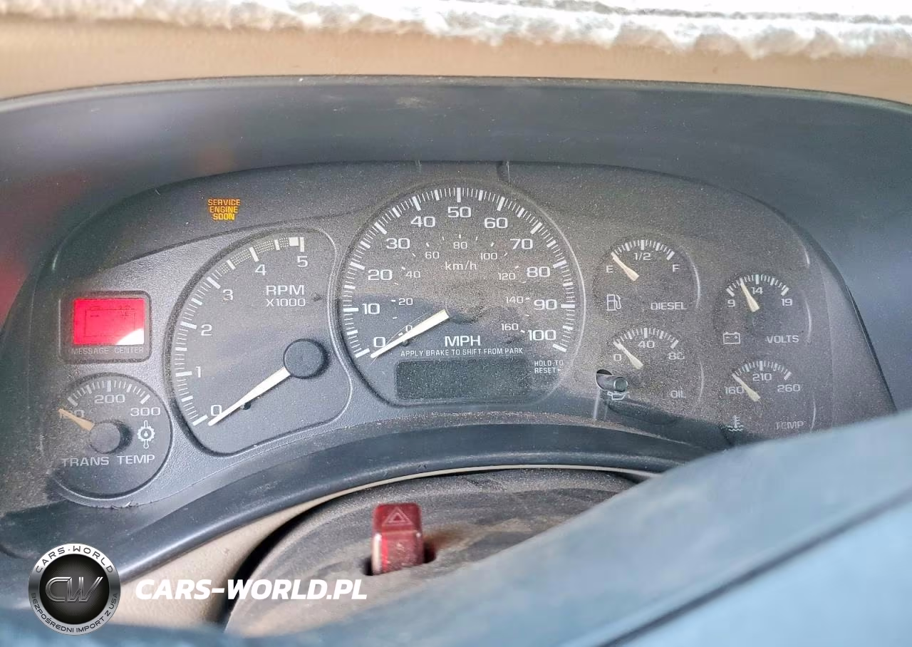 2002 Chevrolet Silverado K2500 Heavy Duty VIN:1GCHK23132F179468 - 9