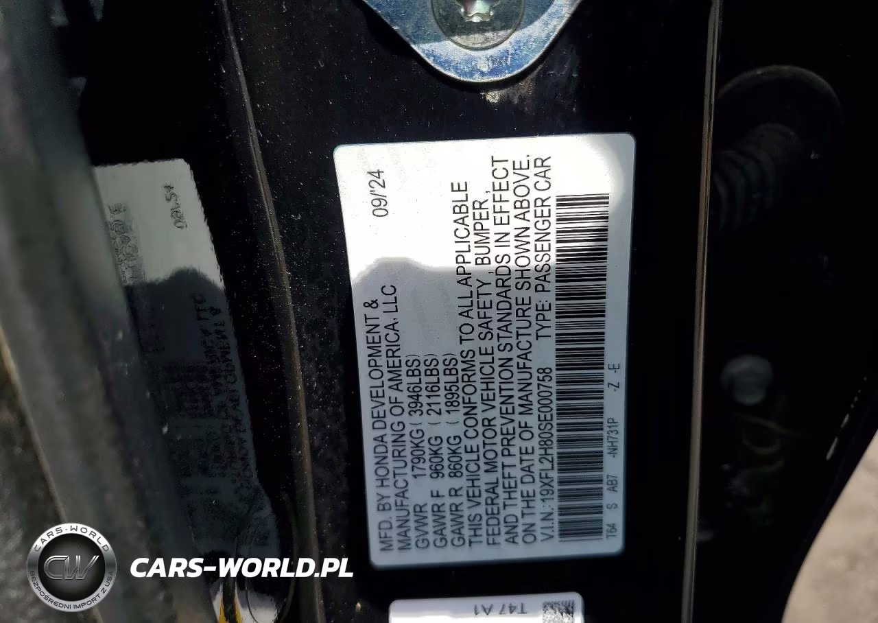 2025 Honda Civic VIN:19XFL2H80SE000758 - 13
