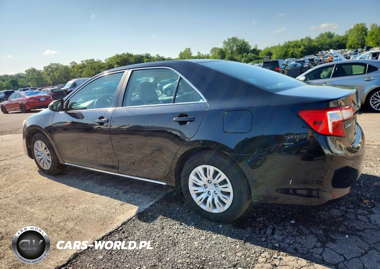 2014 Toyota Camry Le VIN:4T4BF1FK8ER352668 - 2