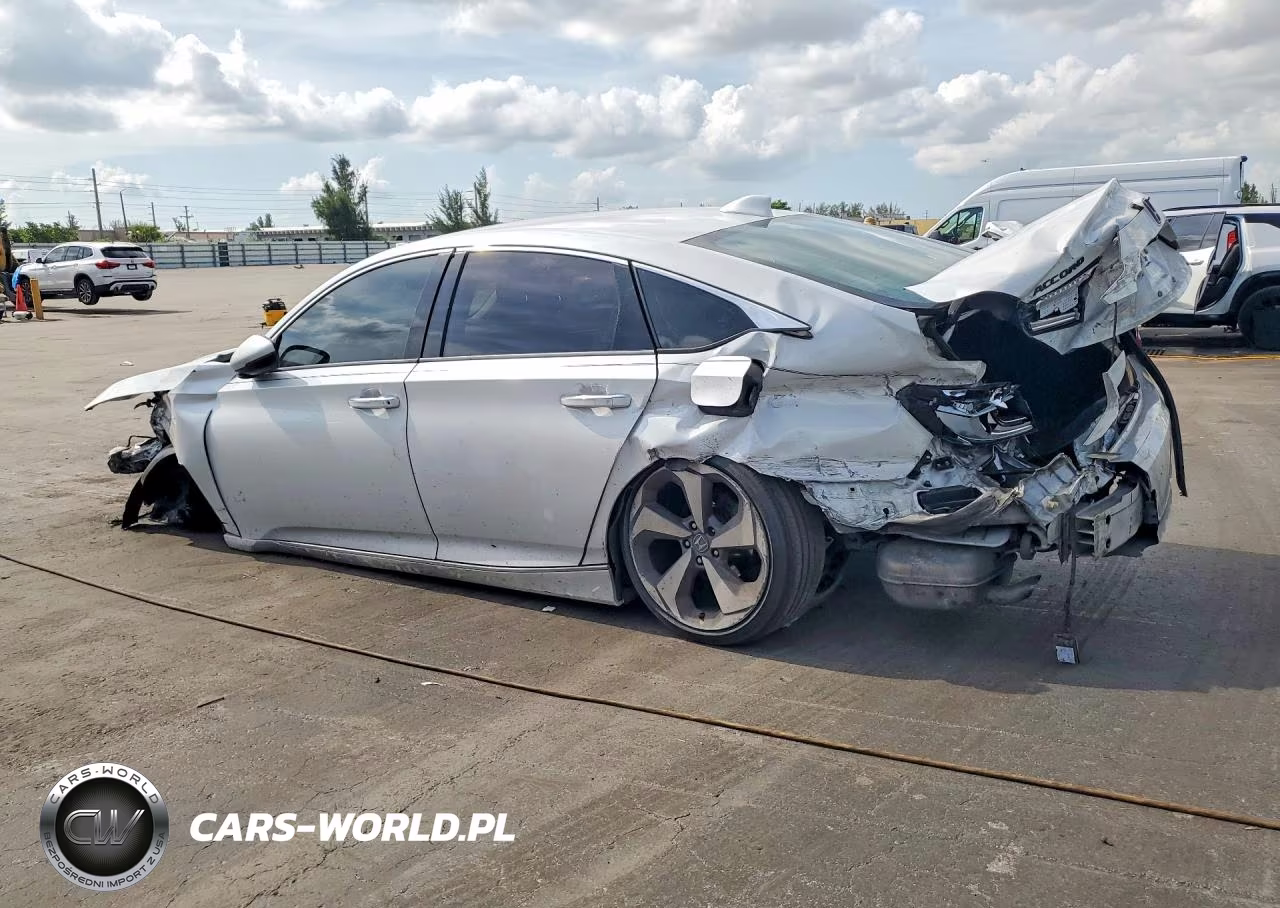 2018 Honda Accord Touring VIN:1HGCV2F99JA028263 - 2