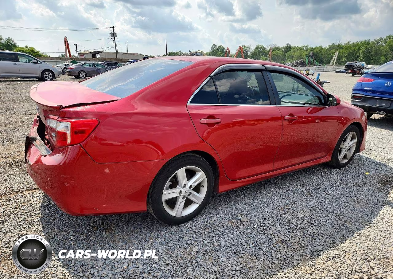 2013 Toyota Camry Se VIN:4T1BF1FK7DU704471 - 3
