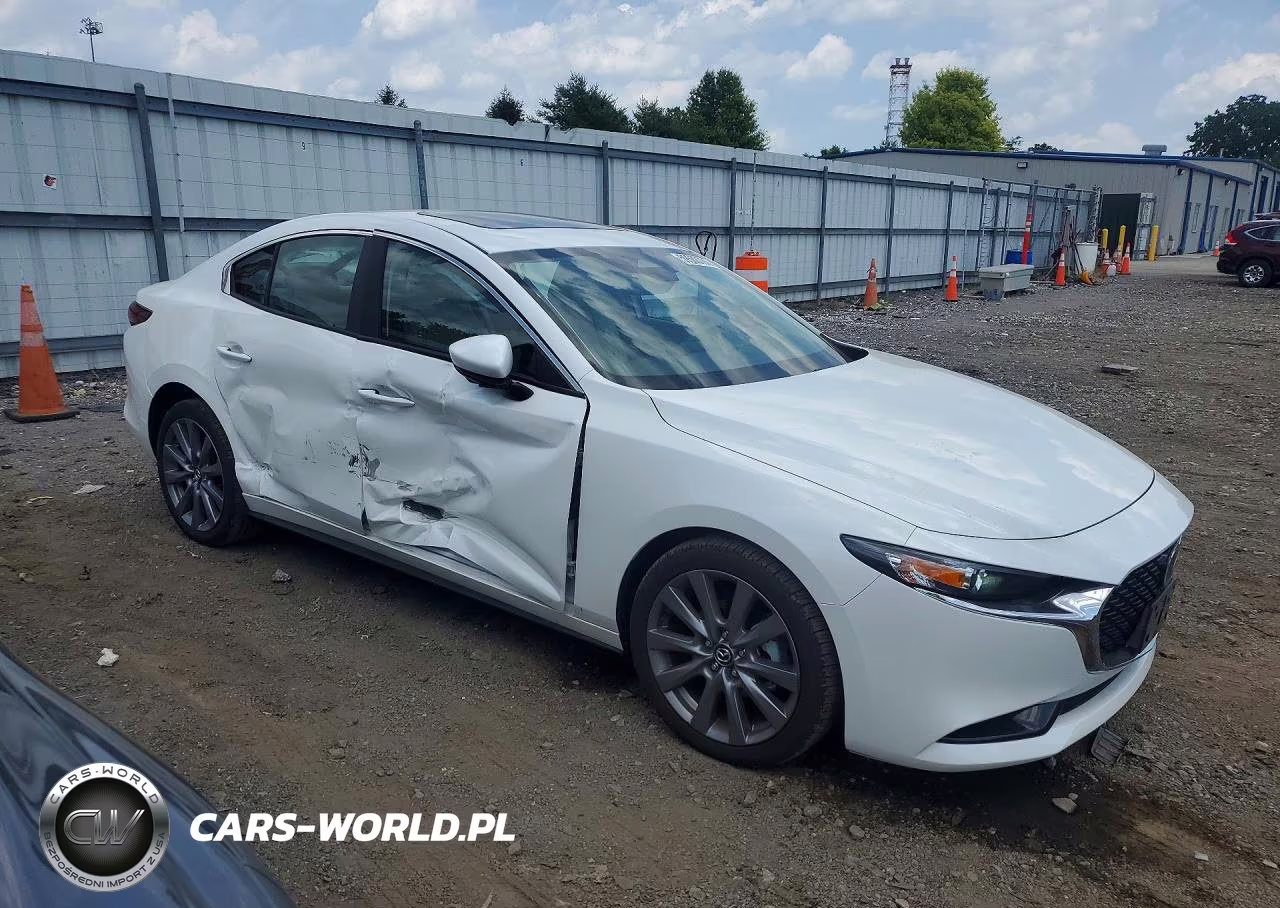 2025 Mazda 3 Preferred VIN:3MZBPACMXSM477458 - 4