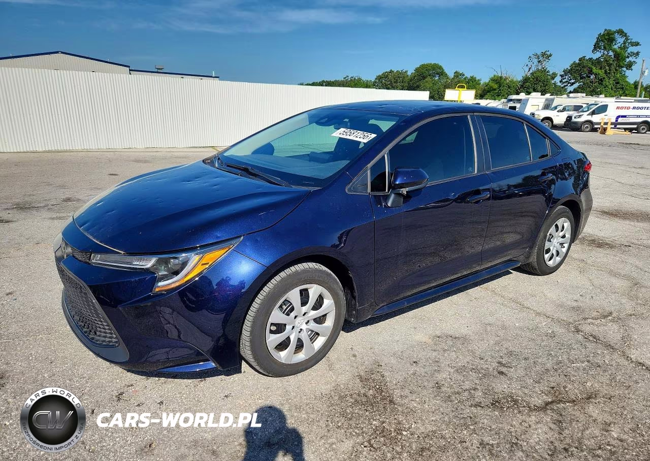 2022 Toyota Corolla Le – zdjęcie 1 z 12