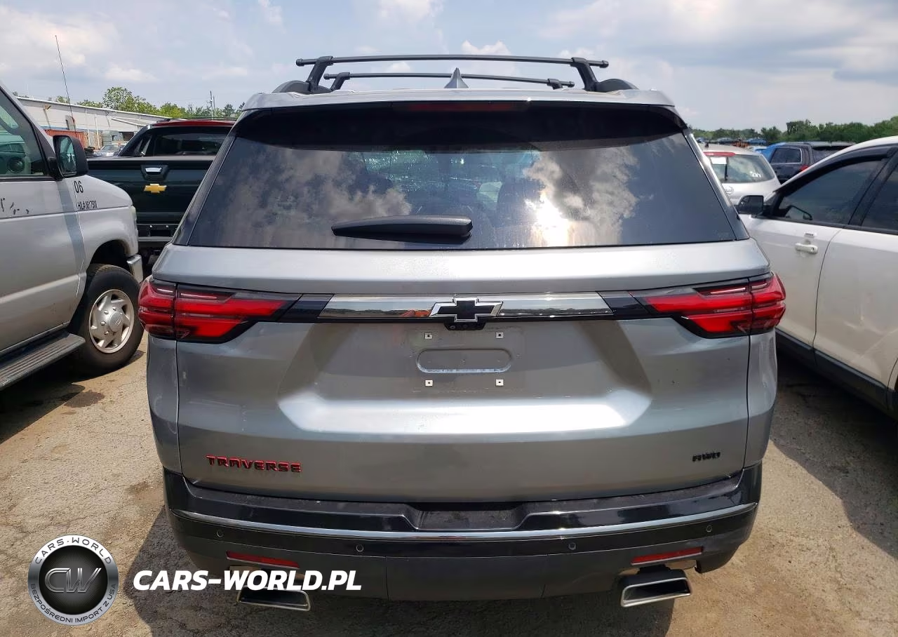 2023 Chevrolet Traverse Premier VIN:1GNEVKKW8PJ135405 - 6